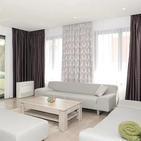 Beautiful Home In Saldun With Sauna Vikendica