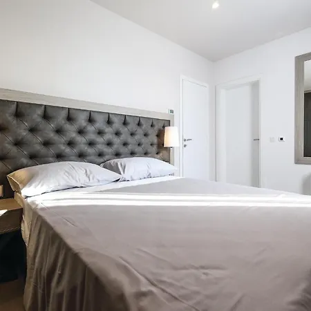 Holiday home Beautiful Home In Saldun With Sauna Trogir