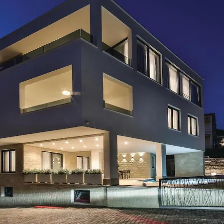 Vikendica Beautiful Home In Saldun With Sauna *