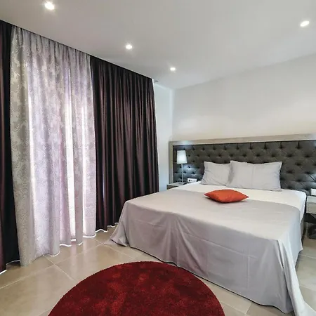 Holiday home Beautiful Home In Saldun With Sauna Trogir