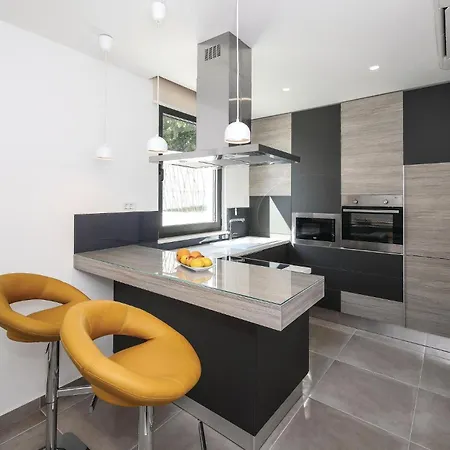 Holiday home Beautiful Home In Saldun With Sauna Trogir